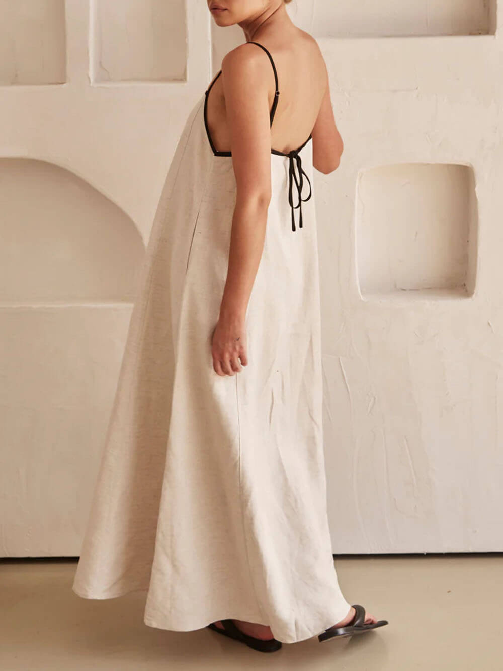 Gwendolynne | Comfy Contrast jarretel jurk