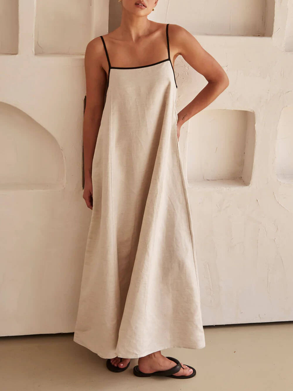 Gwendolynne | Comfy Contrast jarretel jurk