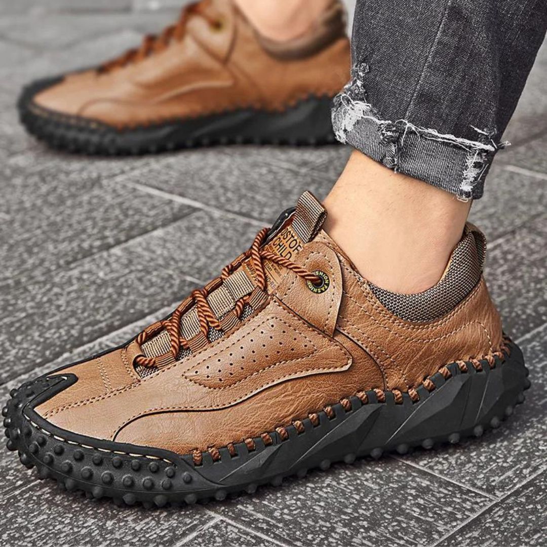 Robuuste outdoor veterschoenen met noppenprofiel