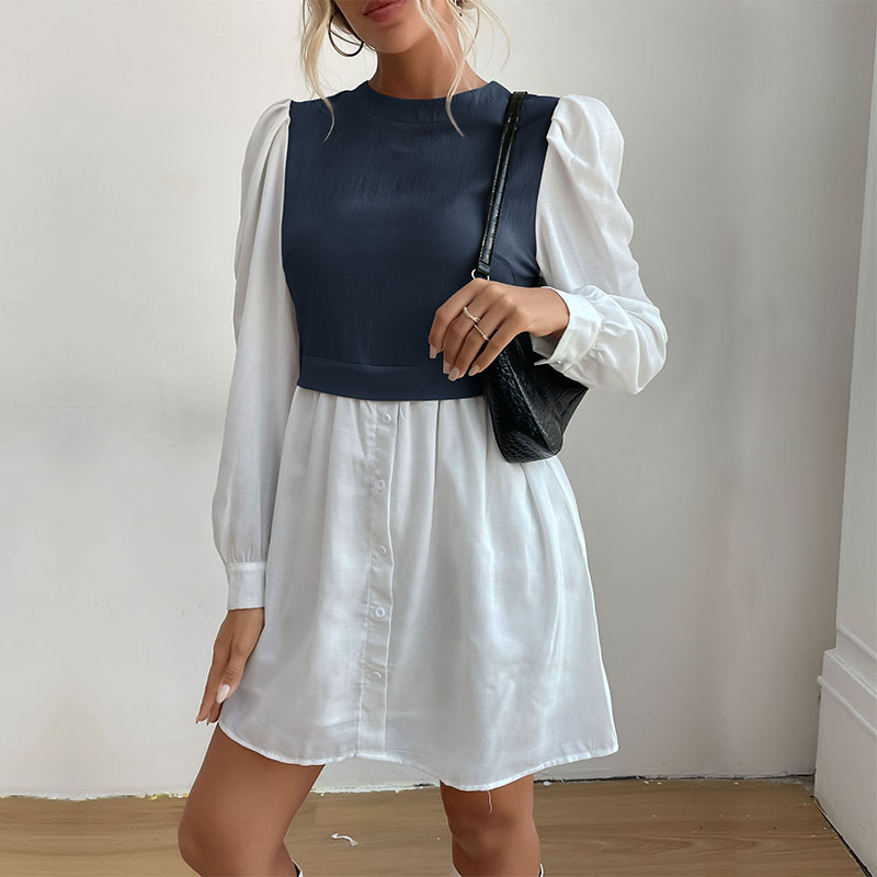 Jurk met col en pofmouwen