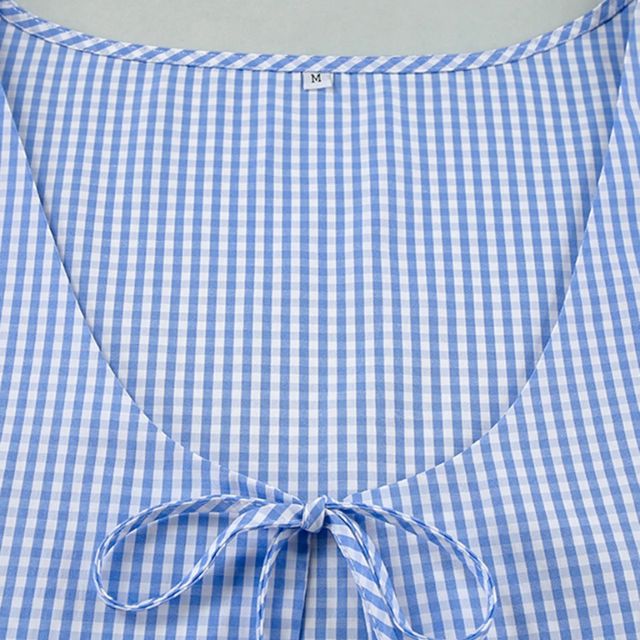 Gingham romper met keyhole hals en strikdetail