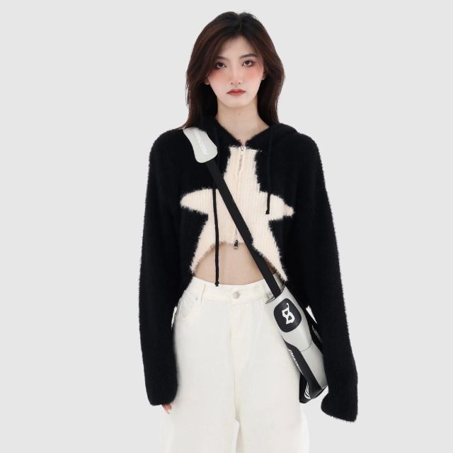 Korte gebreide hoodie met sterrenpatroon