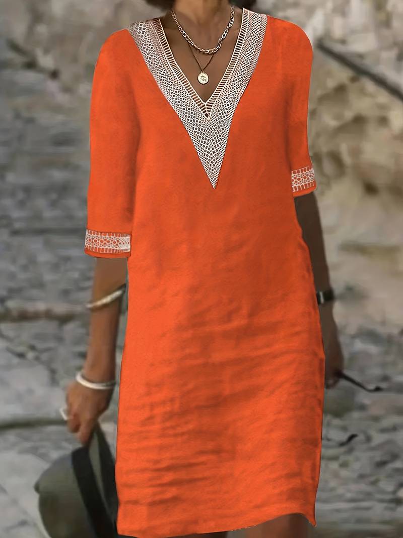 Jurk met guipure kanten halslijn