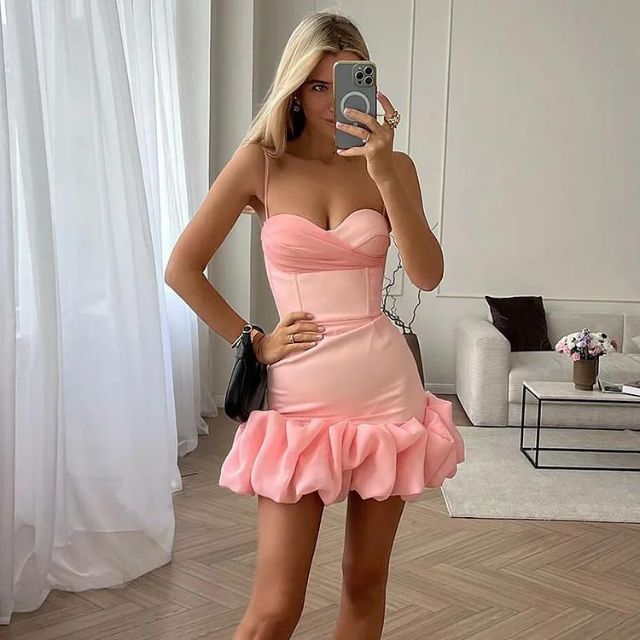 Jurk met sweetheart halslijn en zoom met ruches