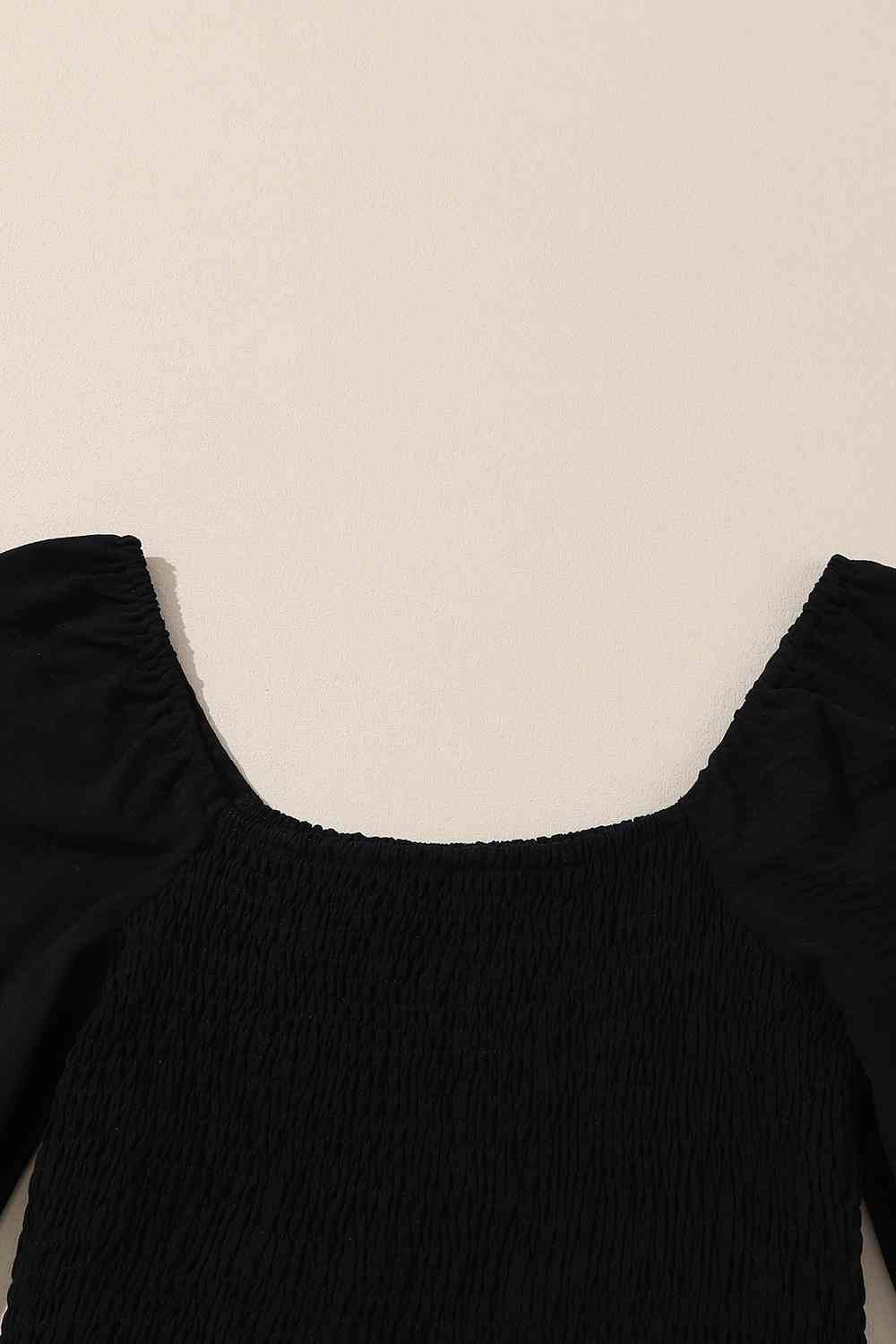 Gespreide jurk met vierkante halslijn