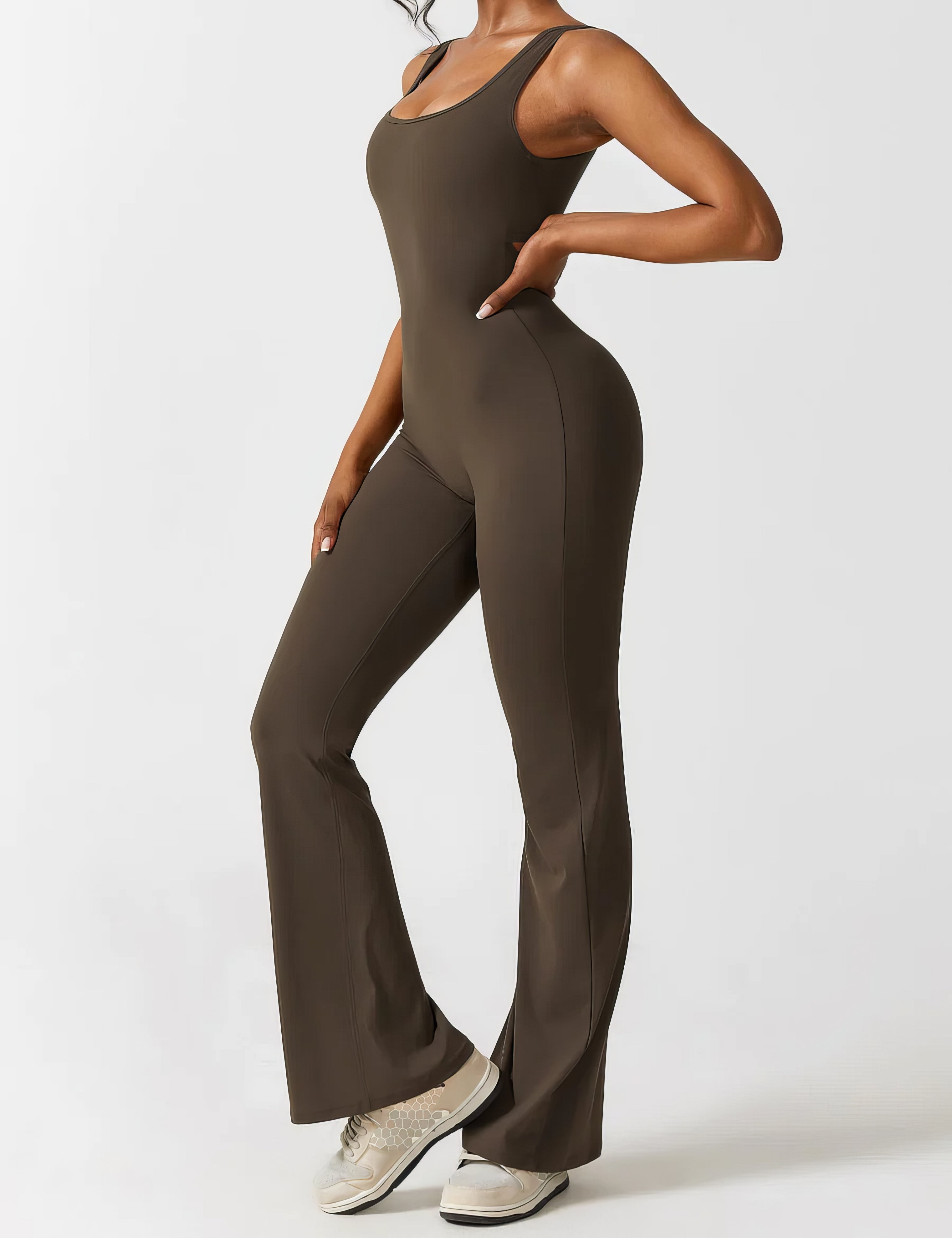 Jumpsuit met klokkende broek