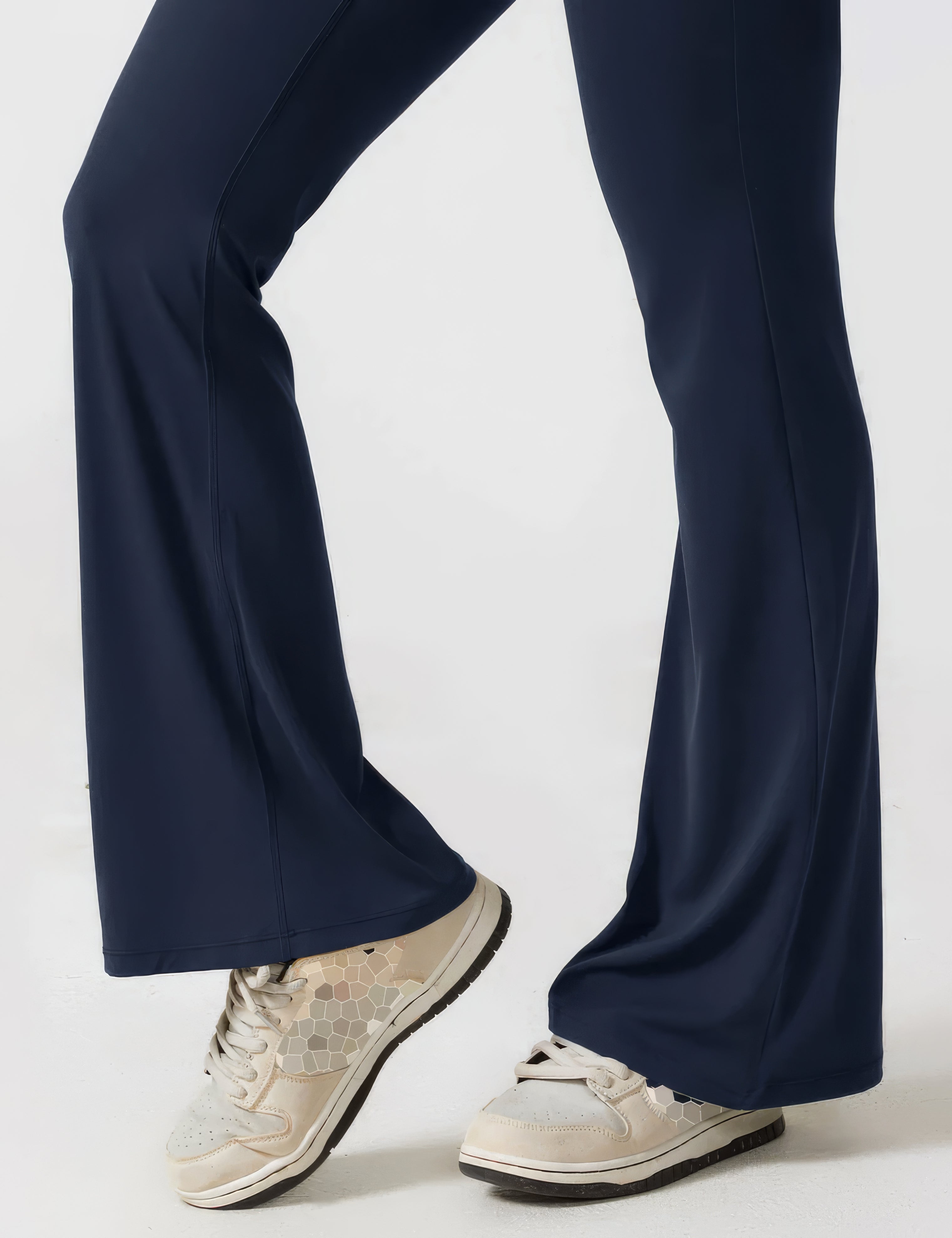 Jumpsuit met klokkende broek