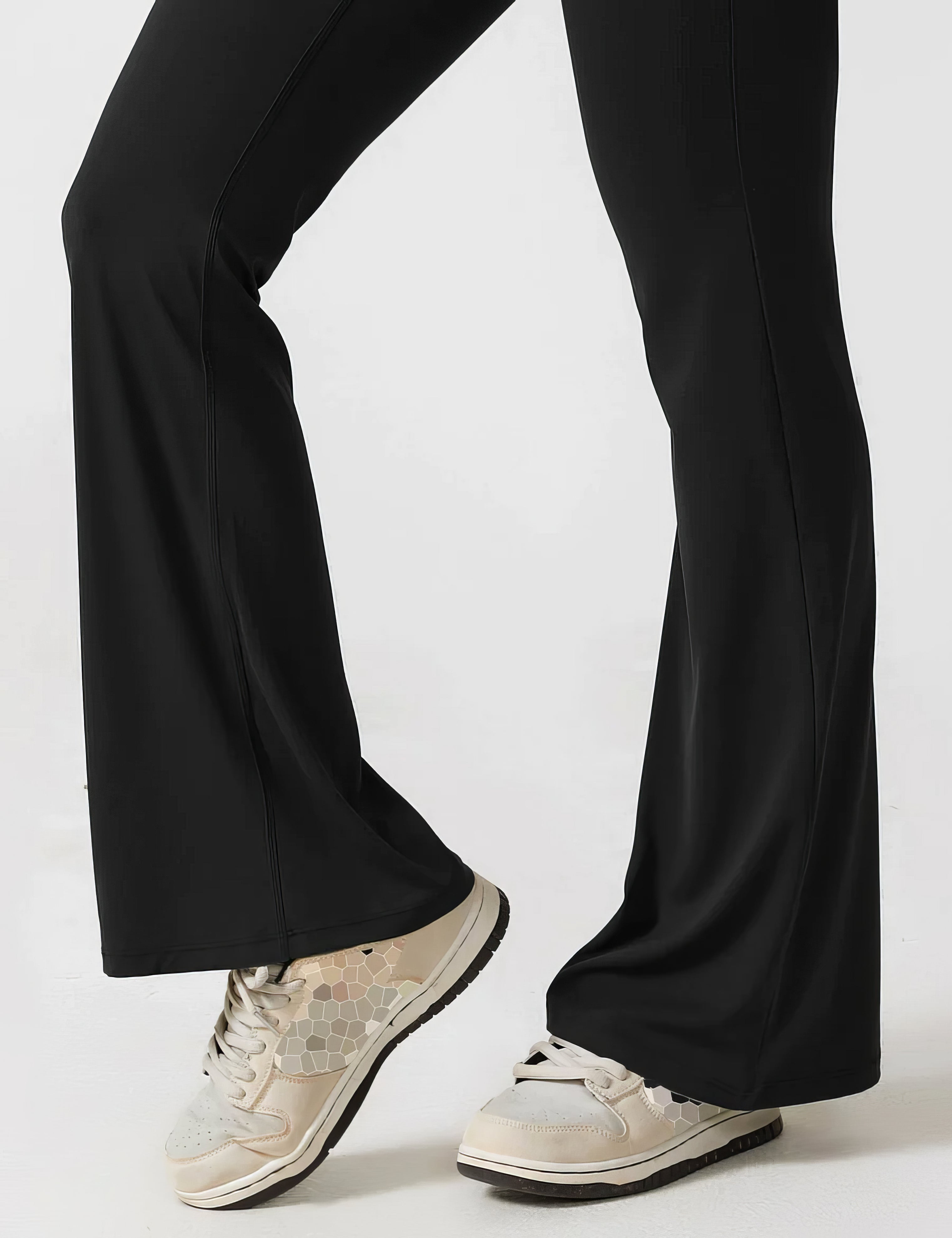 Jumpsuit met klokkende broek