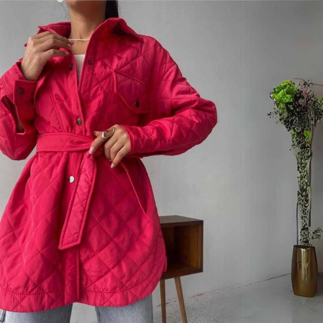 Klassiek gewatteerd jack met drukknopen