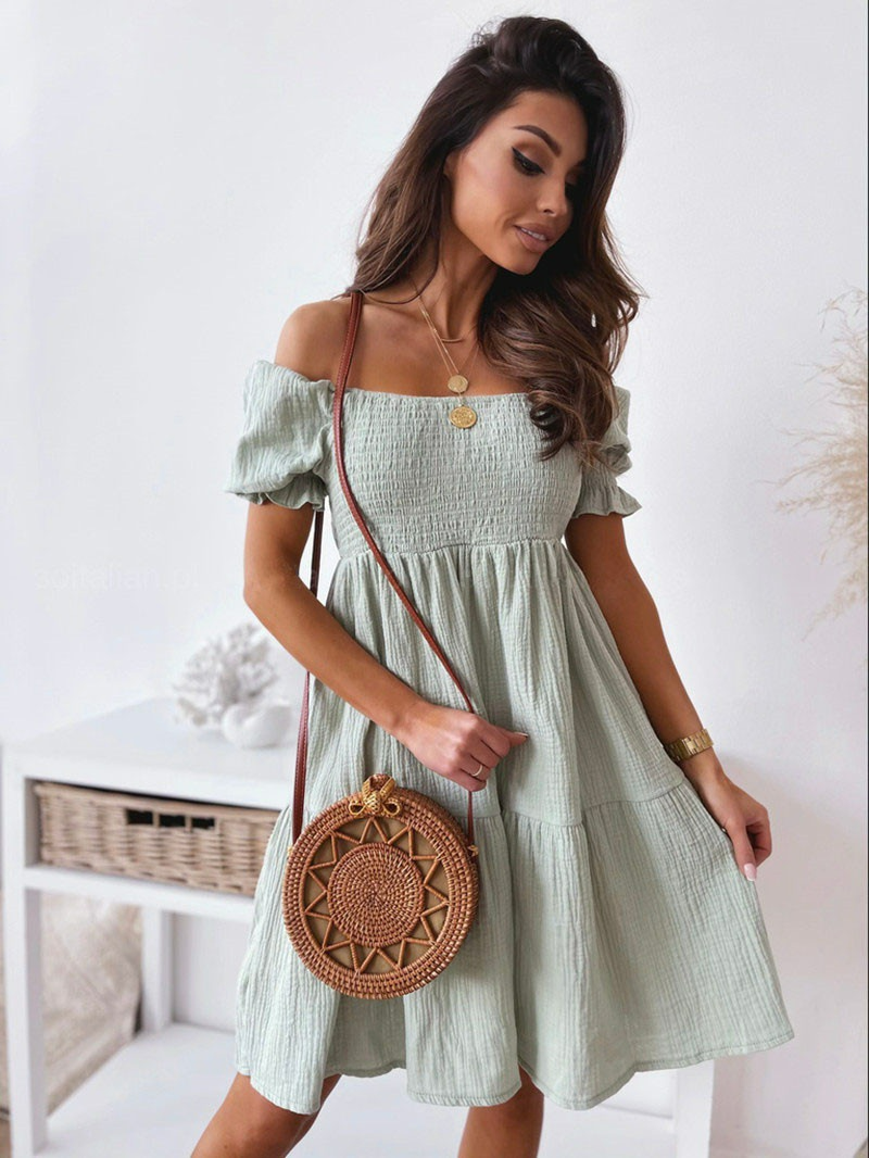 Off-the-shoulder smock jurk