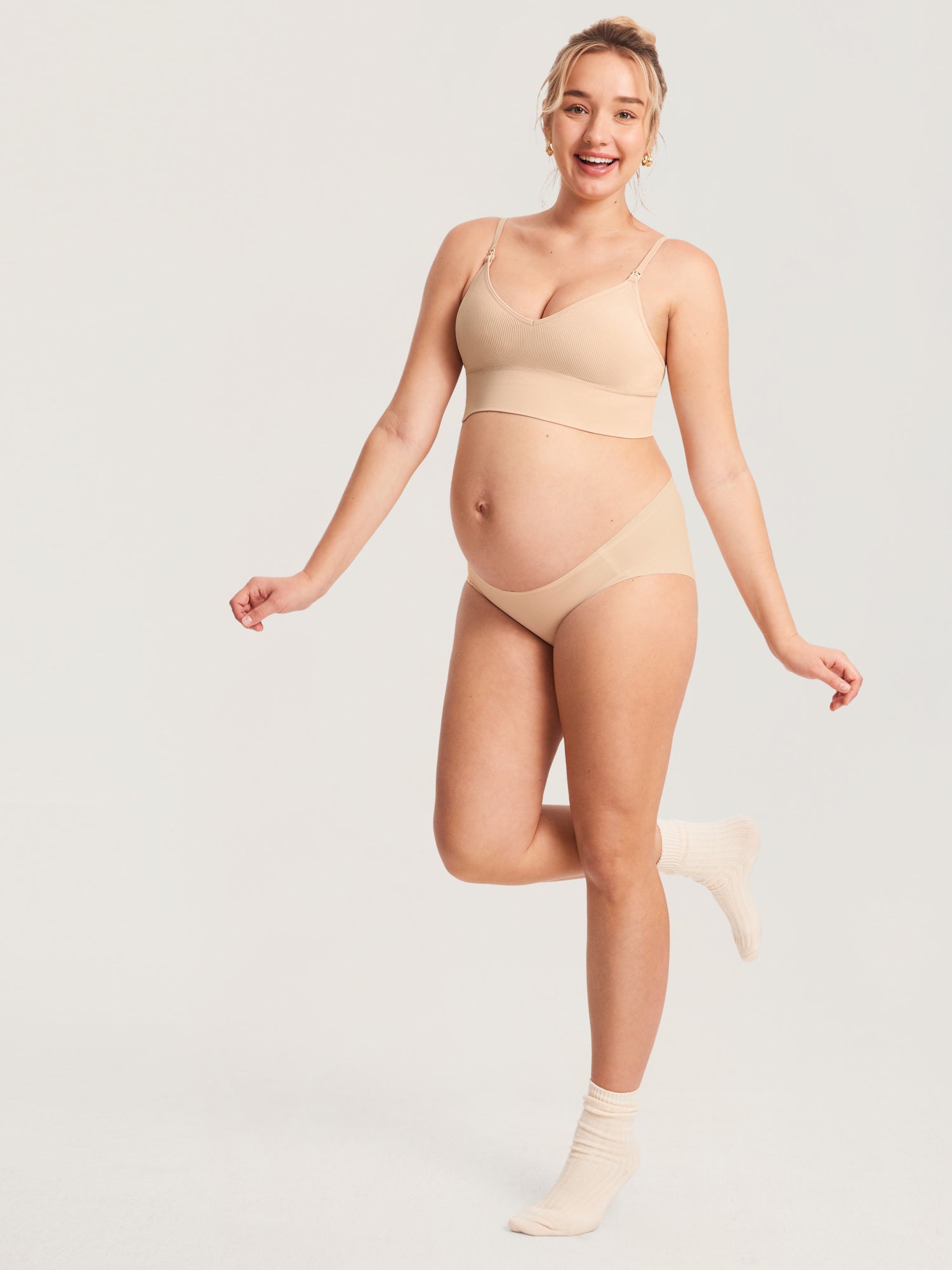 Voedingsbralette in ribstof met V-hals – voedingsbeha zonder beugel