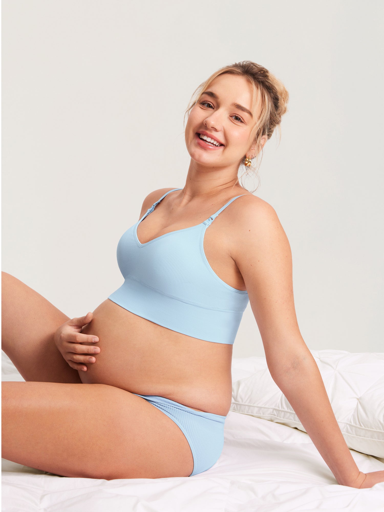 Voedingsbralette in ribstof met V-hals – voedingsbeha zonder beugel
