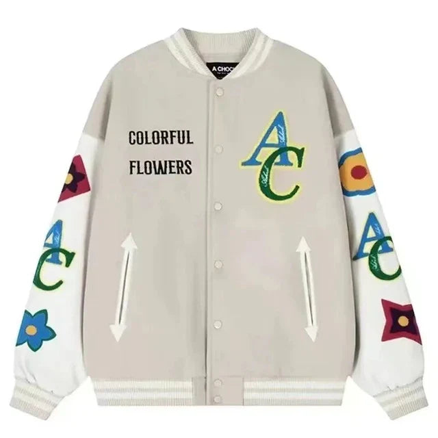 Geborduurde hoodie met kleurrijke letters