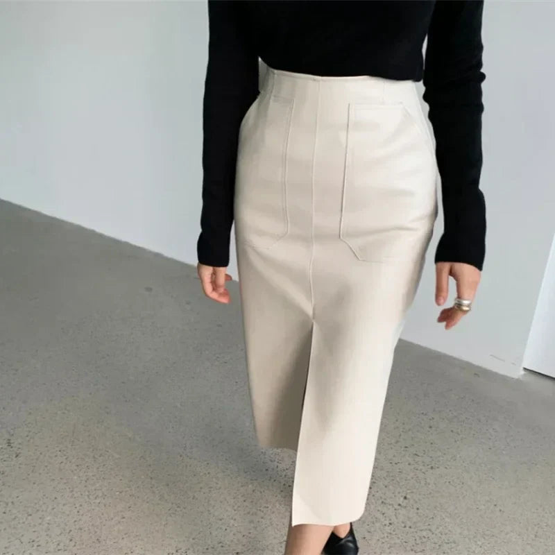 Leren rok met zakken en ritssluiting