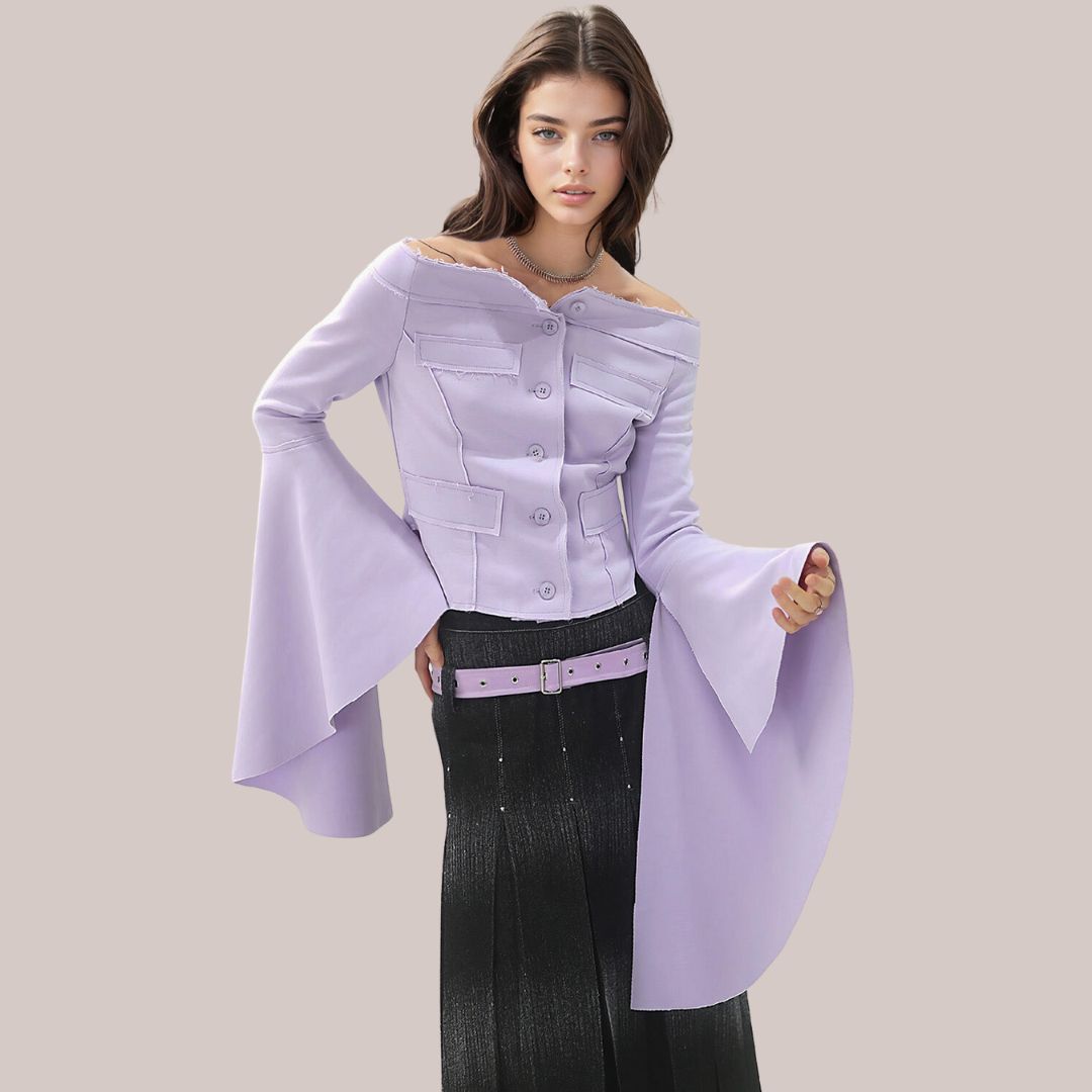 Elegante top met kanten korset en trompetmouwen