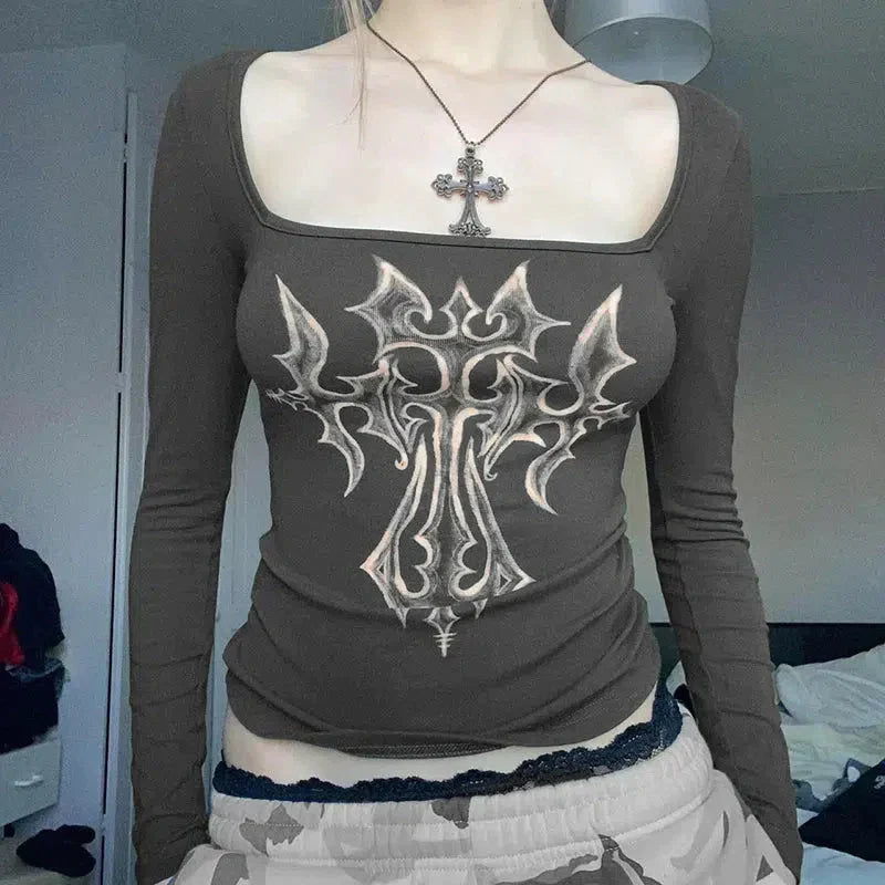 Off-the-shoulder top met lange mouwen en grunge kruis
