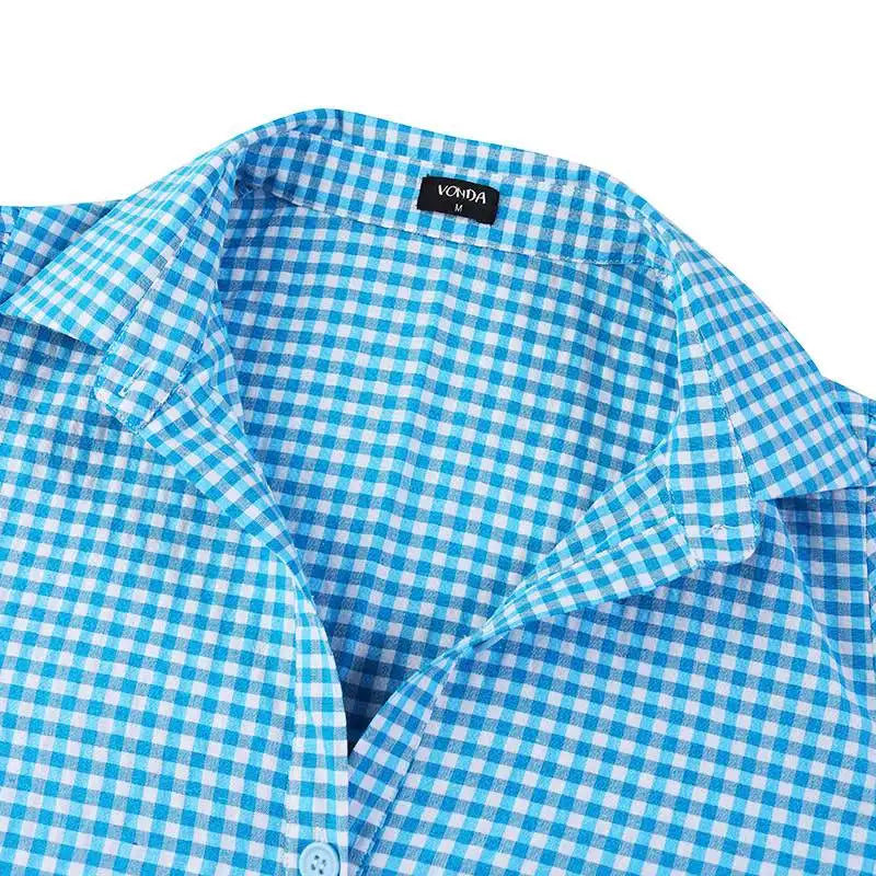 Geruite overhemdjurk met gestreepte rok en riem