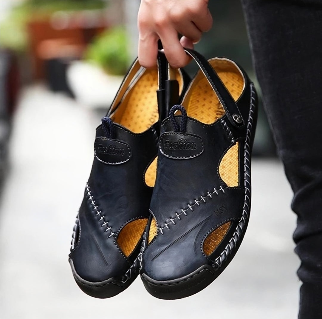 Handgemaakte leren loafers met stiksel detail
