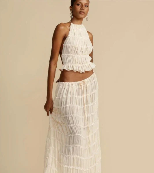 Top met halternek & halflange rok