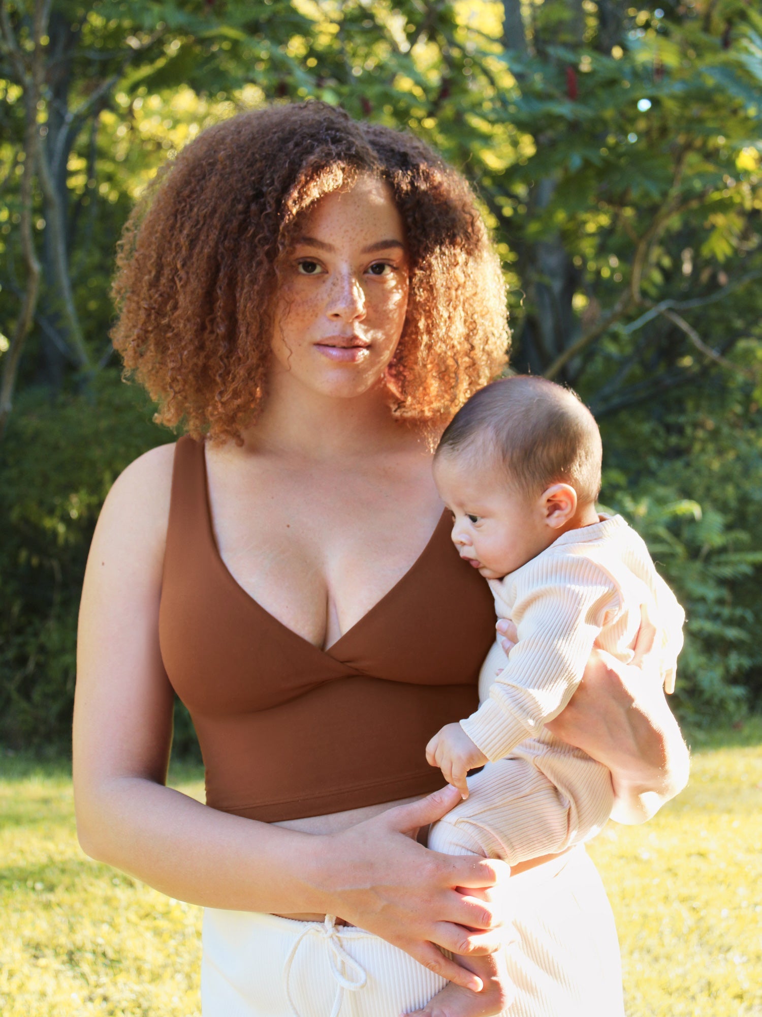 Voedingstop met overslag als croptop – Natrelax® voedingshemd