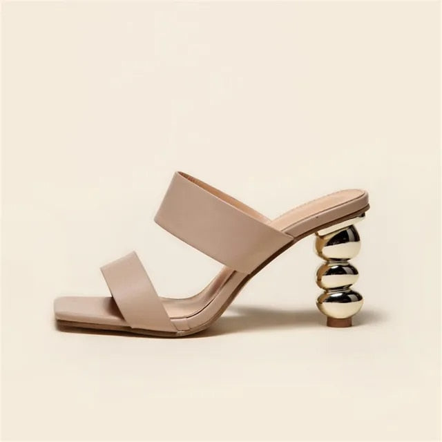 Elegante sandalen met hak en vierkante teen