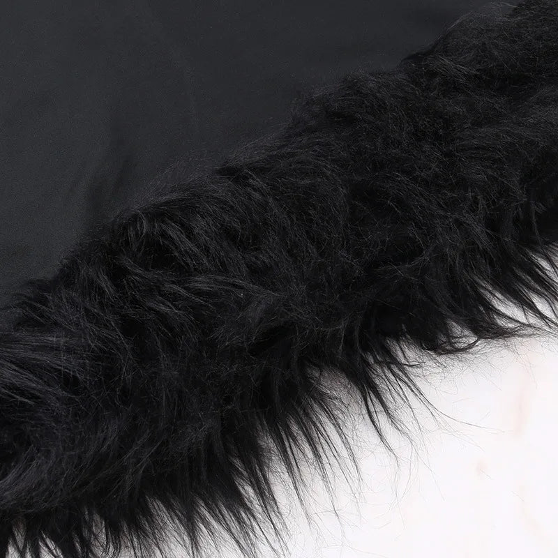 Elegante mini-jurk met halternekband