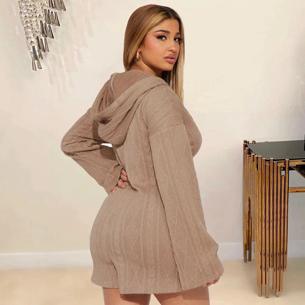 Gestructureerde jumpsuit met capuchon en zakken aan de voorkant