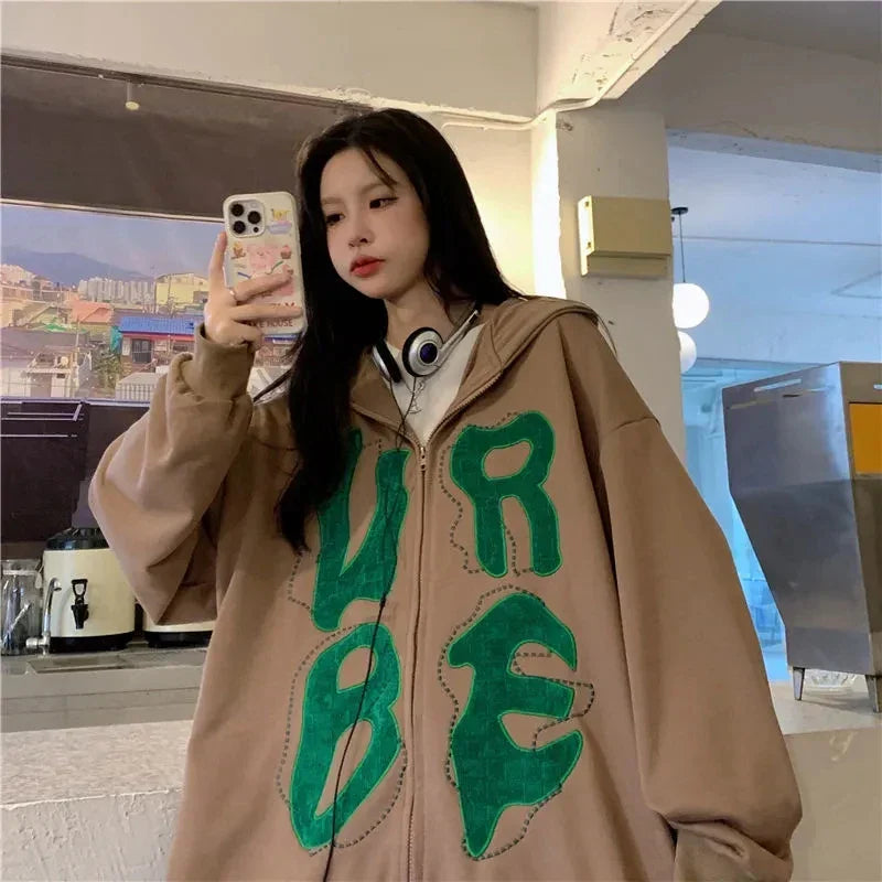 Oversized hoodie met opvallende letterapplicaties