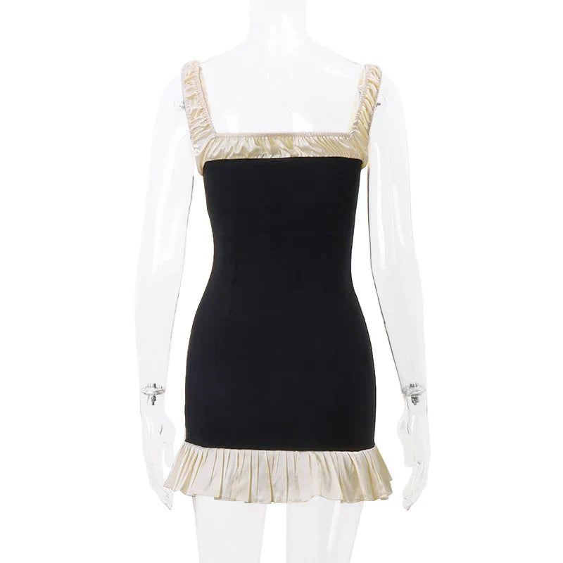 Geplooide minijurk met knoopsluiting