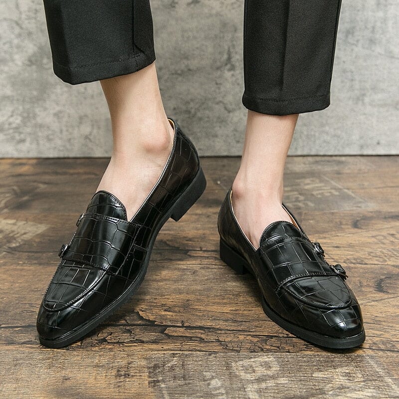 Gladleren schoenen met krokodillenmotief