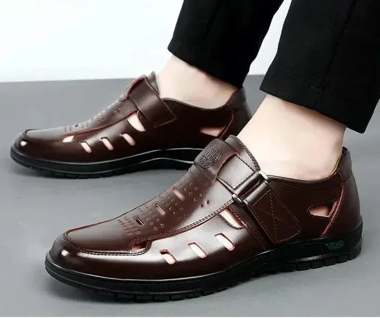 Gezellige klassieke sandalen