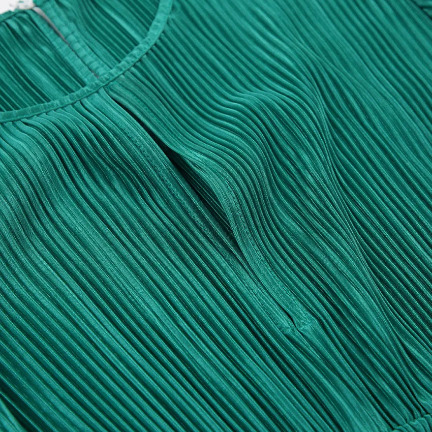 Geraffineerde geplooide mini-jurk met taillering