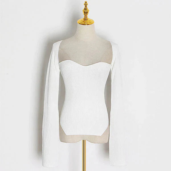 Gebreide trui met vierkante halslijn