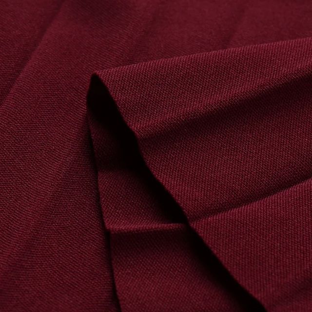 Geplooide skaterjurk met V-halslijn