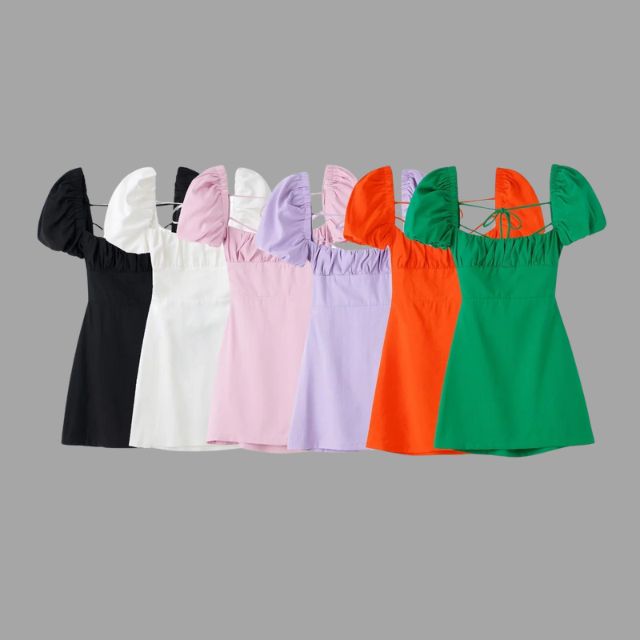 Jurk met vierkante halslijn