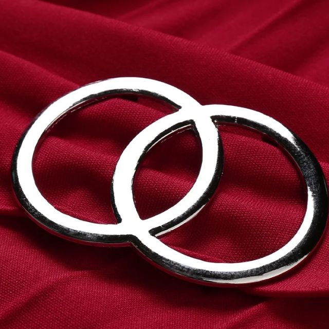 Geplooide skaterjurk met V-halslijn