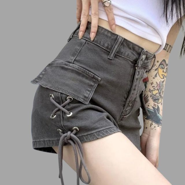 Korte broek met hoge taille en veterdetail