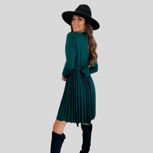 Geplooide skaterjurk met V-halslijn