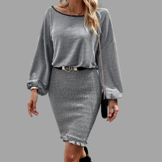 Glinsterende midi-jurk met gerimpelde taille