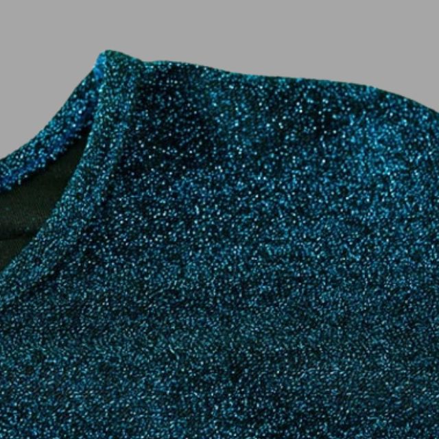 Glinsterende midi-jurk met gerimpelde taille