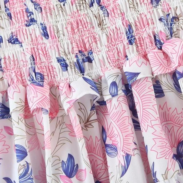 Gebloemde jurk met pofmouwen