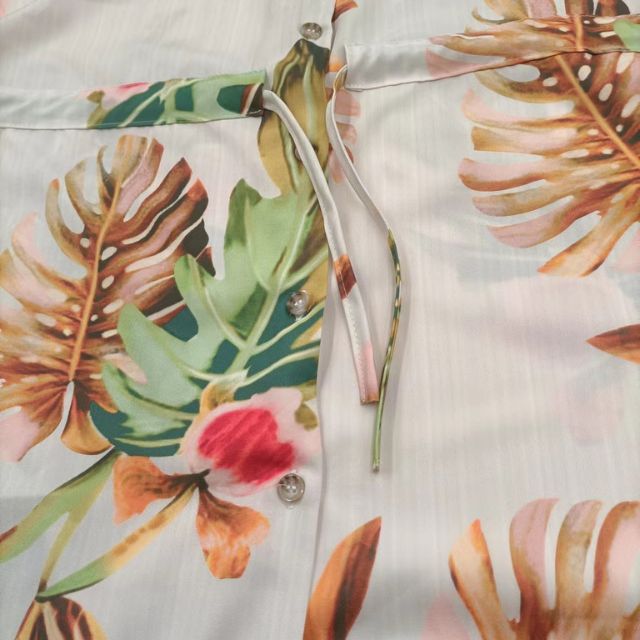 Giselle Boho overhemdjurk met V-hals en bloemenprint