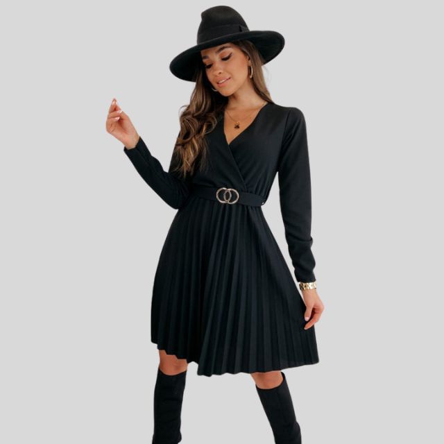 Geplooide skaterjurk met V-halslijn