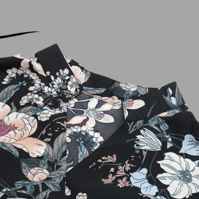 Overhemdjurk met bloemenpatroon en gerimpelde taille