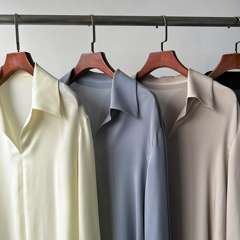 Elegante zijden blouse