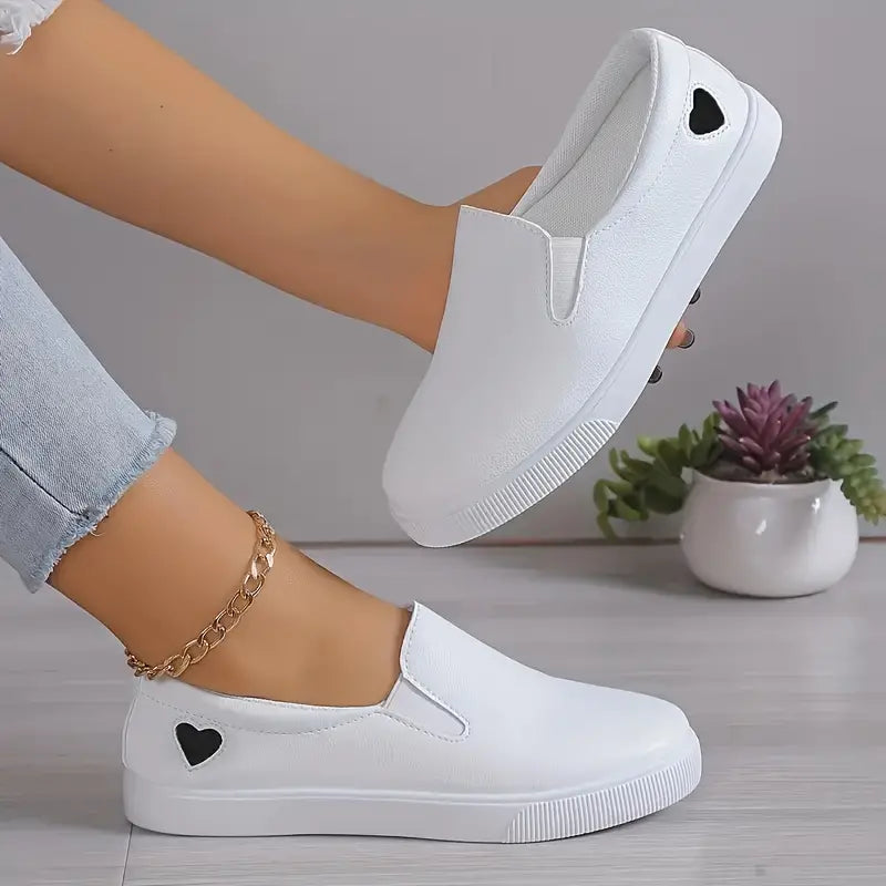 Lichtgewicht casual schoenen met zachte zool en hartjesprint