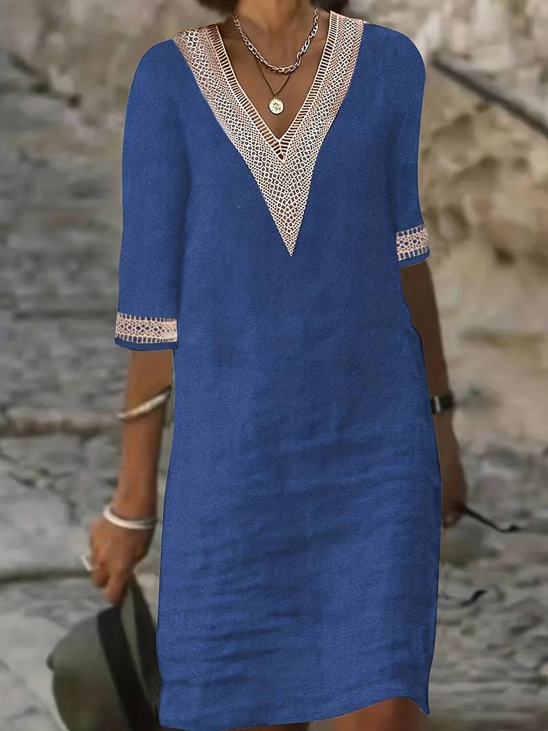 Jurk met guipure kanten halslijn