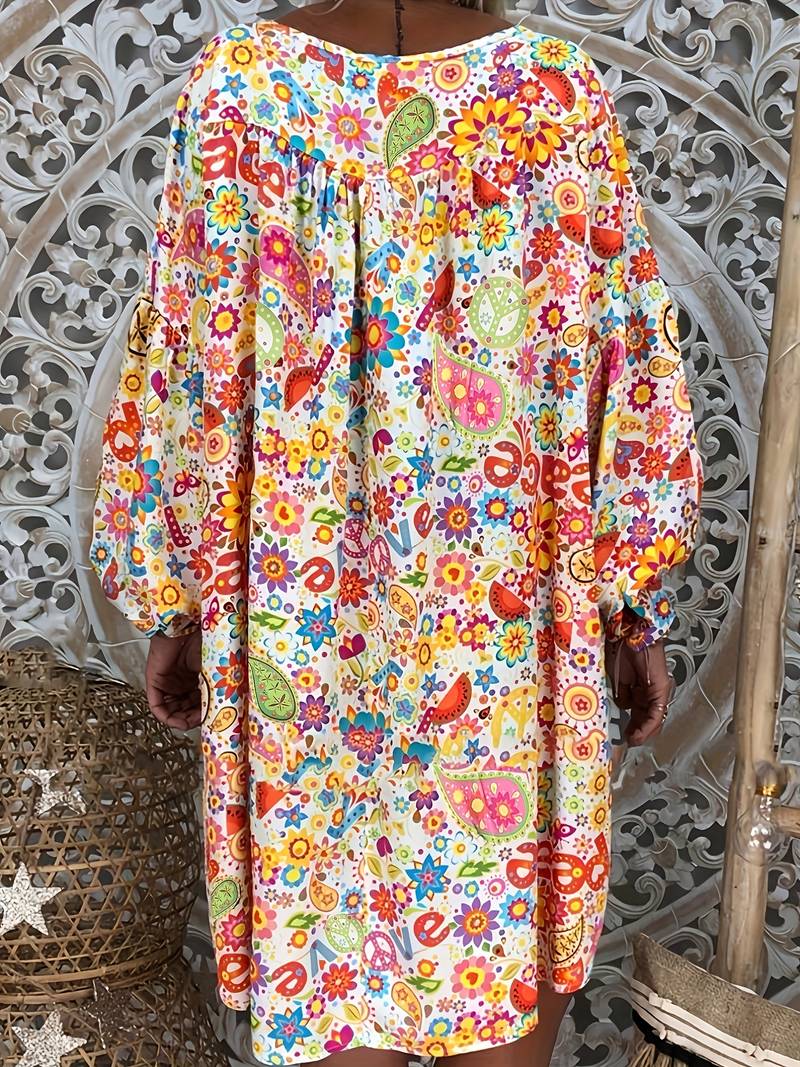 Gebloemde jurk met V-hals