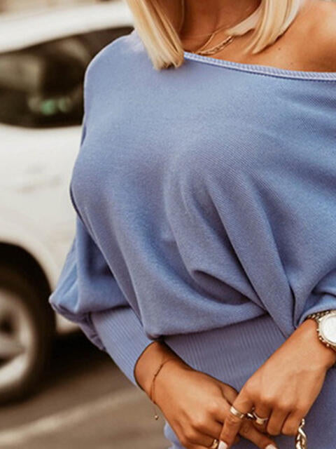 Jurk met ronde hals en lantaarnmouwen