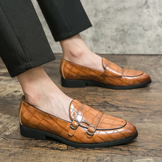 Gladleren schoenen met krokodillenmotief